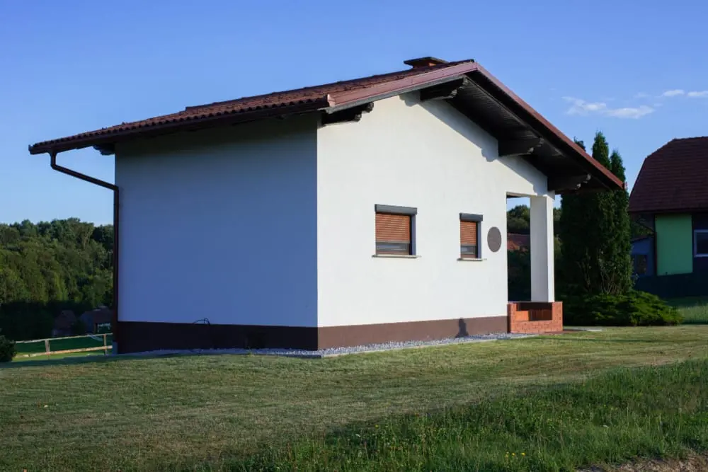 Démoussage Toiture La Chapelle-Saint-Aubin Optez pour un Toit Propre et Durable