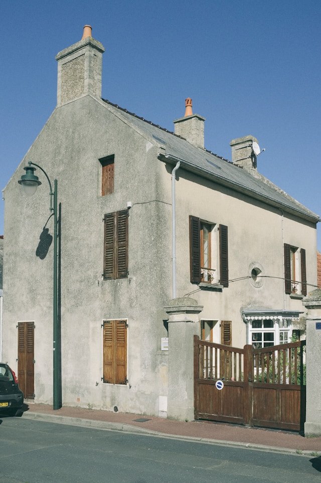 Nettoyage Façade Loiret Redonnez Éclat à Votre Habitat Aujourd’hui