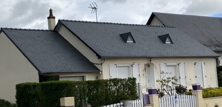 Nettoyage Toit à Montcresson Votre Toit Comme Neuf avec Nos Experts