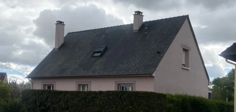 Service d’Entretien Toiture à Louplande Protégez Votre Toit Durablement