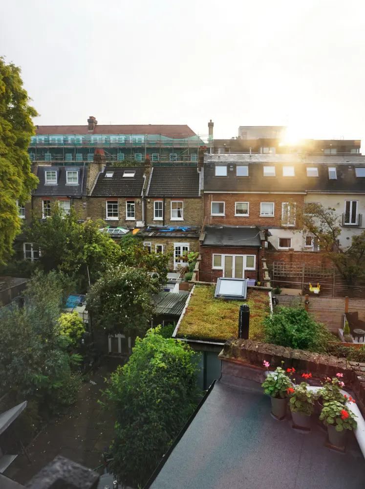 Quels produits utiliser pour entretenir une toiture