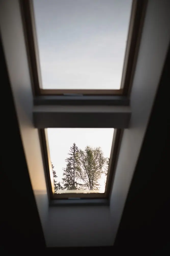 Quand et à quelle fréquence nettoyer ses fenêtres de toit