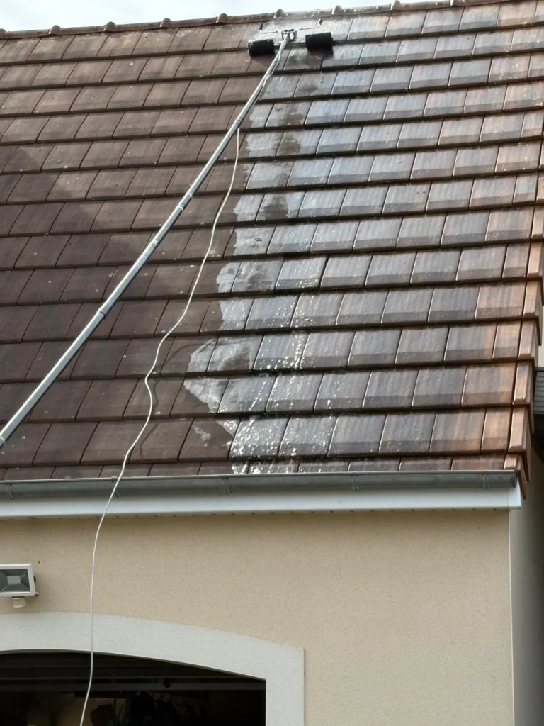 Étapes du chantier nettoyage et préparation du toit​