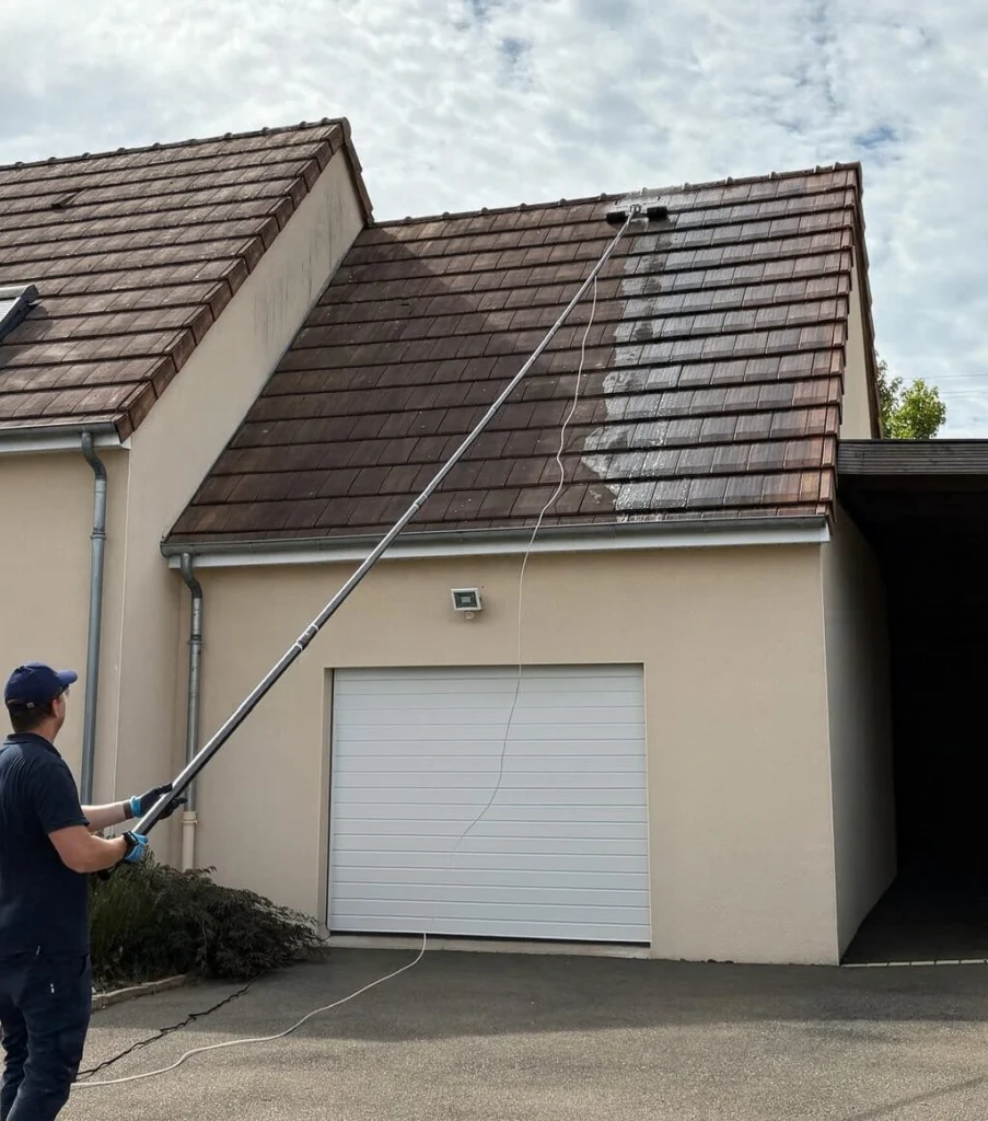 Nettoyage de toit Le Mans - Sain et Toit