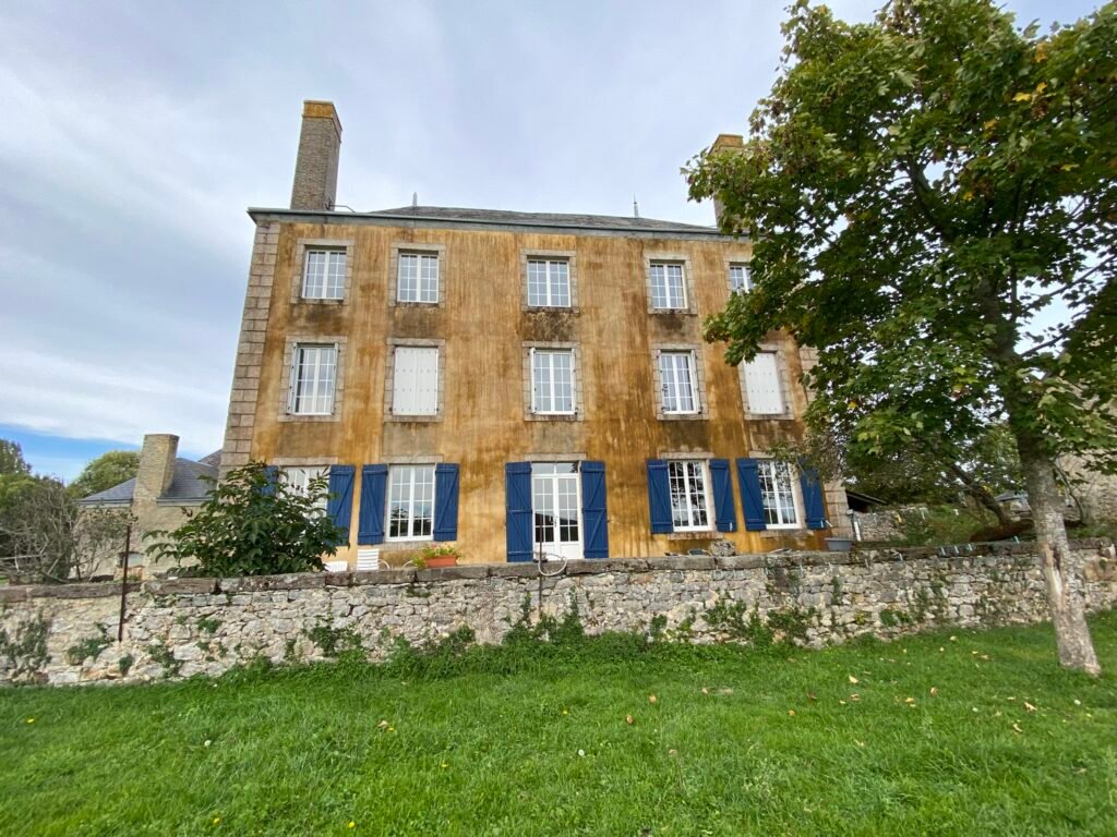 Nettoyage de la façade d’une maison de caractère
