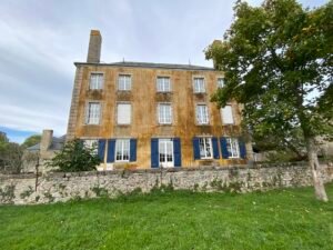Nettoyage de la façade d’une maison de caractère