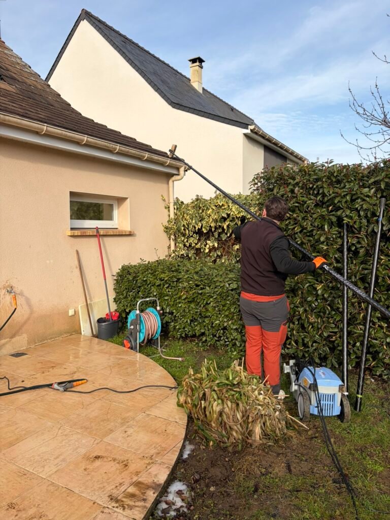 Vos questions sur le nettoyage de toit à Alençon