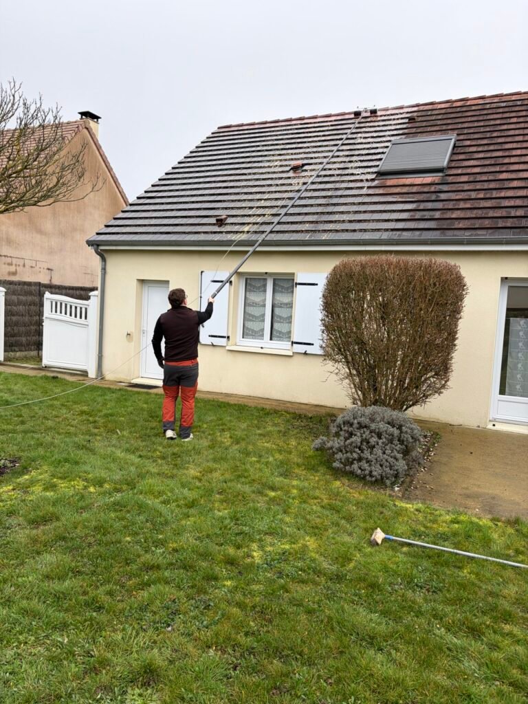 La méthode douce nettoyer sans monter sur le toit