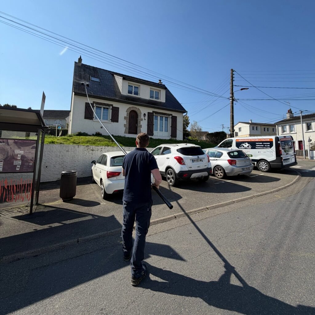 démoussage toit Le Mans Sain et Toit
