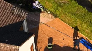 Démoussage Toiture Sain et Toit
